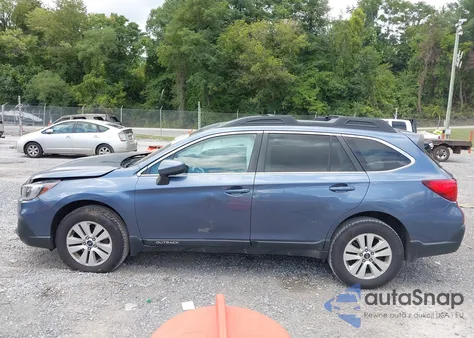 2018 Subaru Outback 2.5I Premium z USA, uszkodzony, nr VIN 4S4BSADC9J3348050